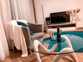 Apartament Solna 80 - centrum miasta z podziemnym garażem